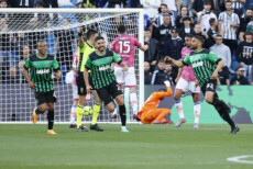 Gregoire Defrel festeggia il gol che segna la vittoria del Sassuolo sulla Juventus nel Mapei Stadium in Reggio Emilia.